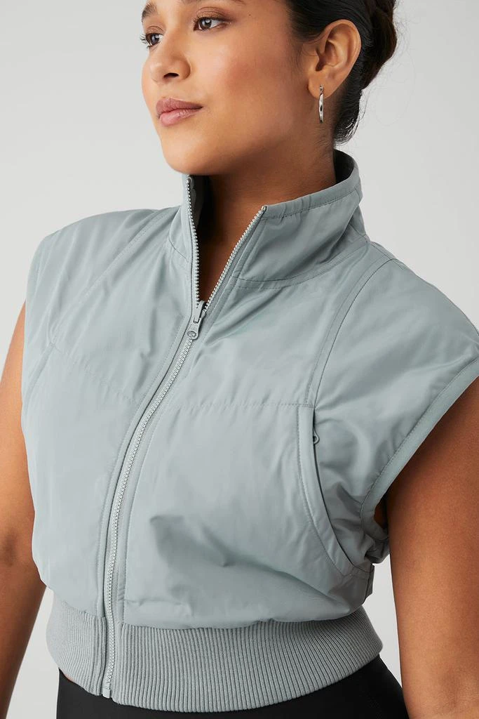 Alo In Motion Vest - Cosmic Grey 10