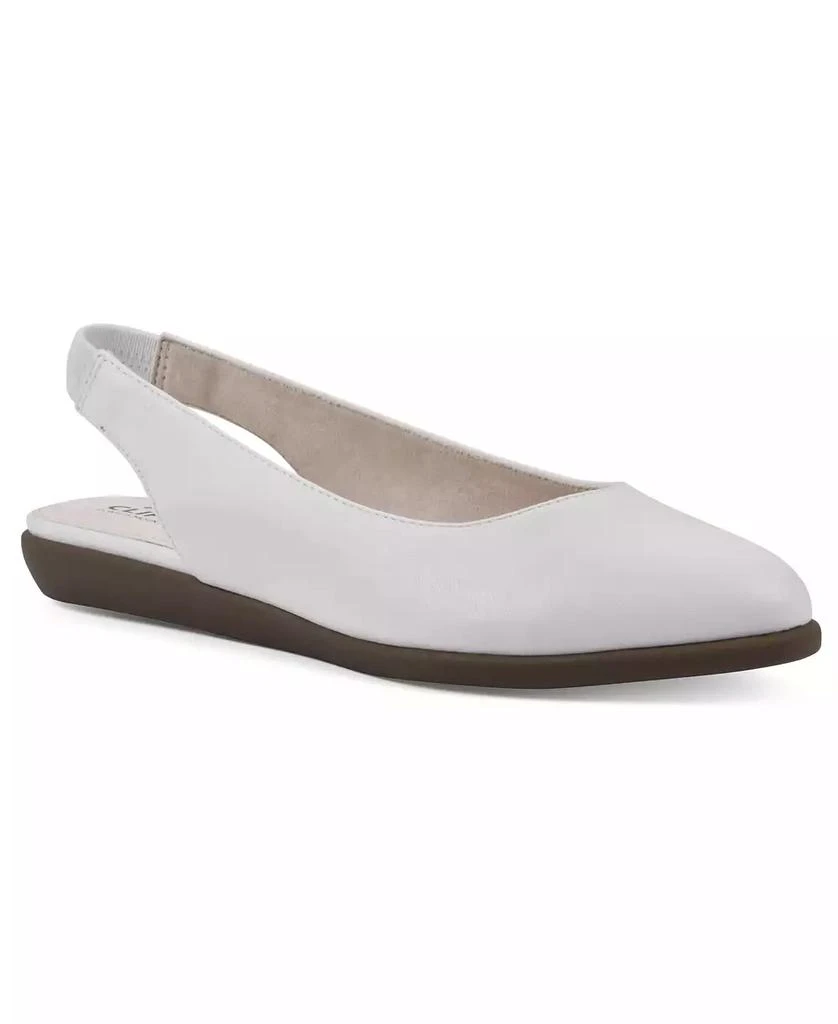 White Mountain Women's Memory Comfort Flat 7