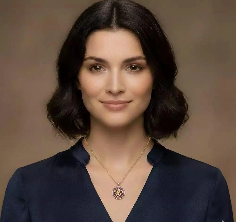 Curata Jewelry 14k Onyx Dyed Jade Dragon Key Circle Necklace 26mm x 32mm Pendant Necklace 4