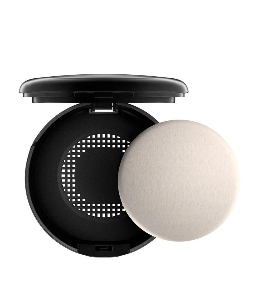MAC Studio Fix Powder Plus Foundation 3
