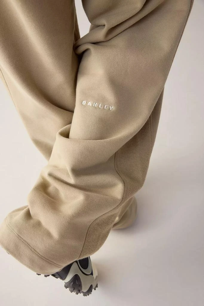 Oakley Oakley UO Exclusive Open Hem Straight Leg Sweatpant 4