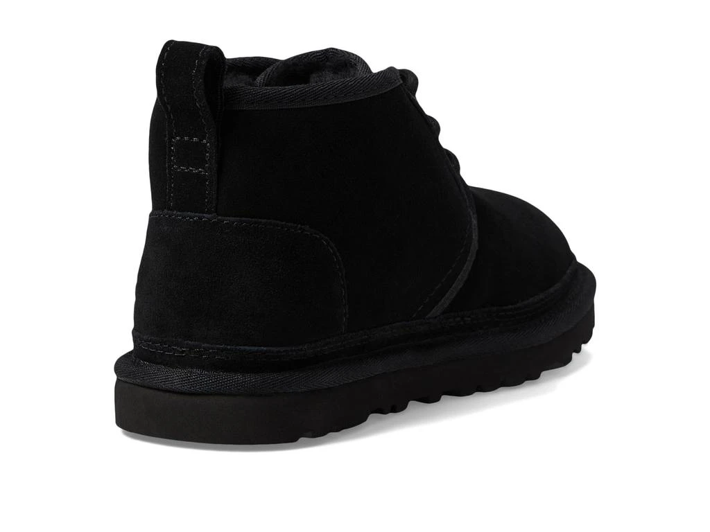 UGG Neumel 5