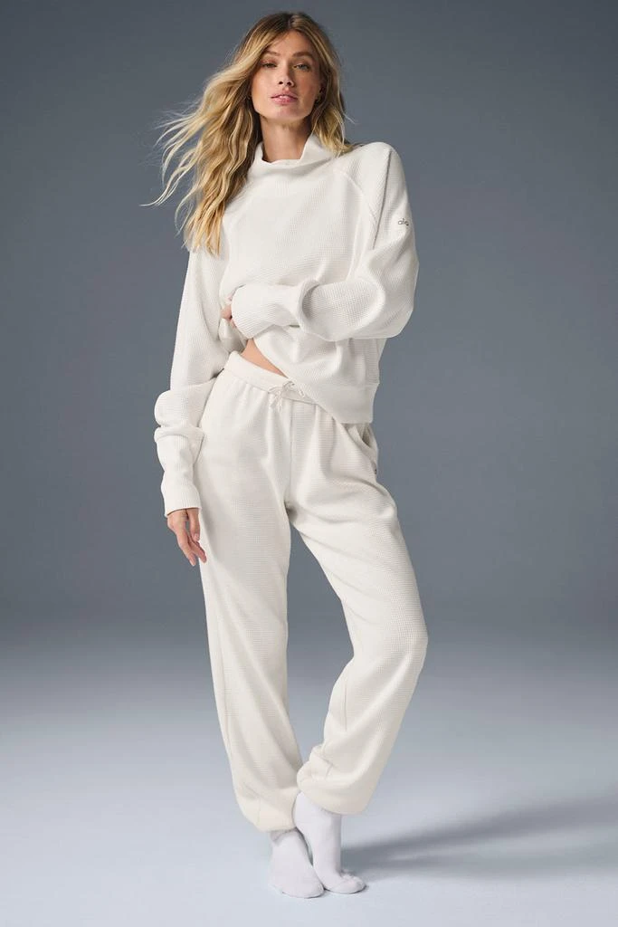 Alo Waffle Weekend Escape Jogger - Ivory 4