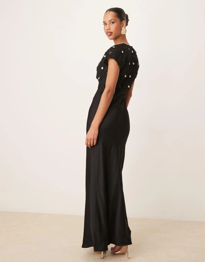 shell crochet maxi dress Crochet shelly dress