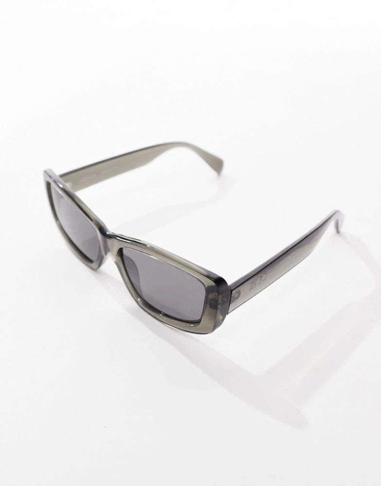 Weekday Weekday Skye chunky rectangle sunglasses in green 2