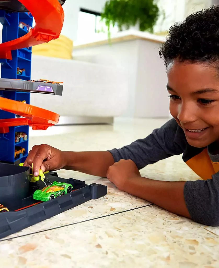 Hot Wheels City Mega Garage Playset Cars 5