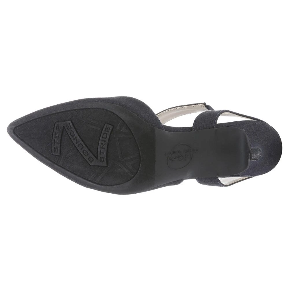 LifeStride Magnetic Kitten Heel Pumps 5