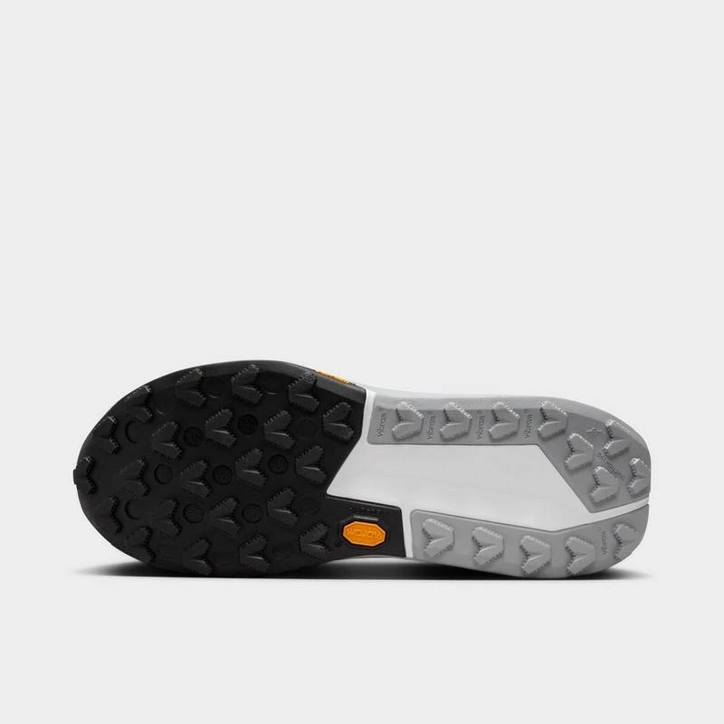 NIKE Women's Nike Zegama 2 Trail Running Shoes 6