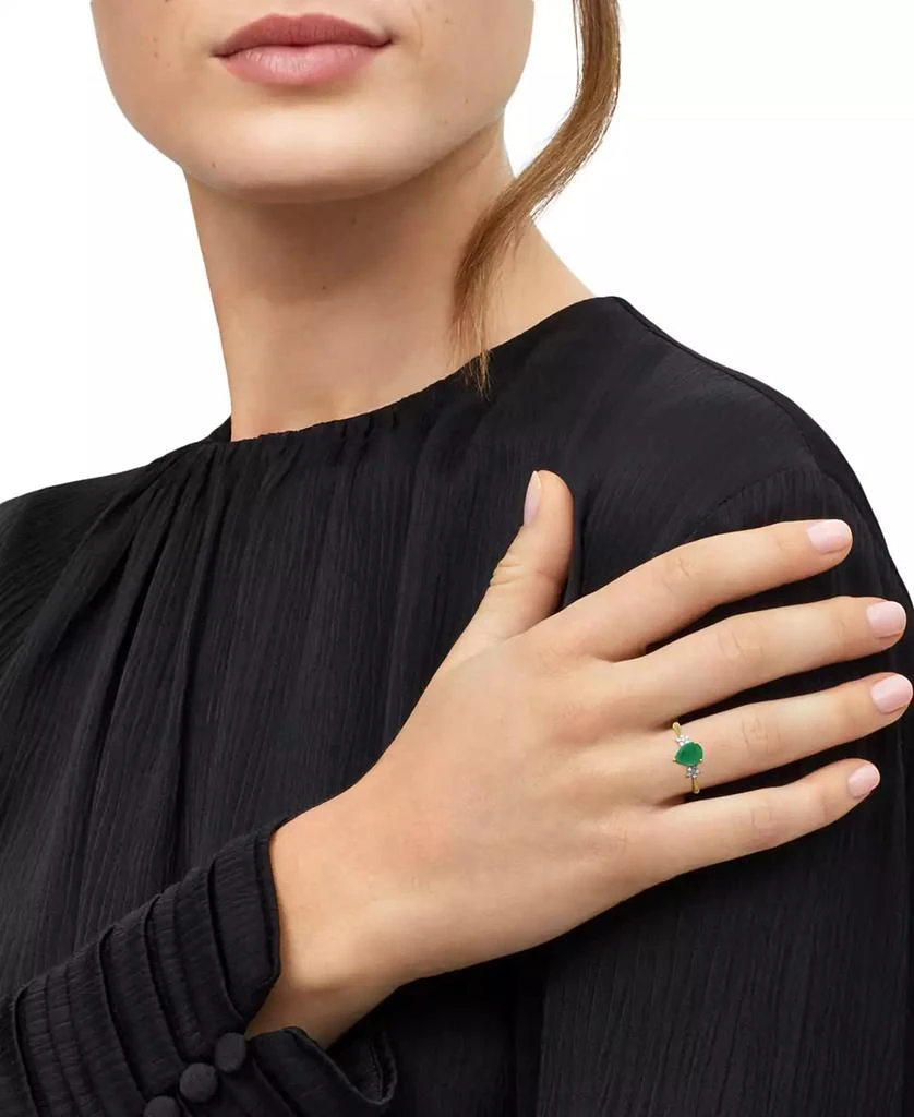 Macy
s Ruby (1-1/3 ct. t.w.)
Diamond (1-1/10 ct. t.w.) Ring in 10k Yellow Gold (Also Available in Emerald, Sapphire) 4