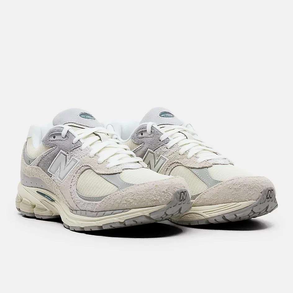 New Balance 2002R 2