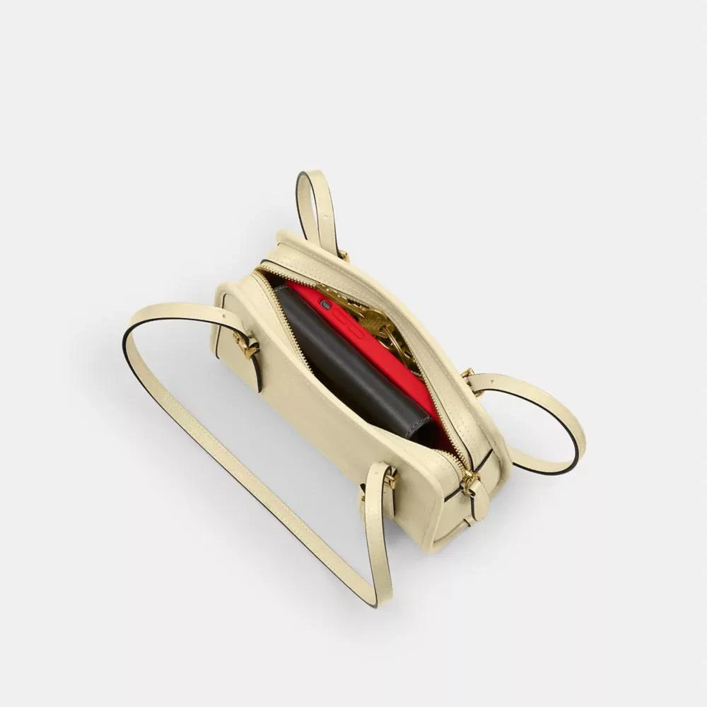 Coach Swing Zip Bag 20 6