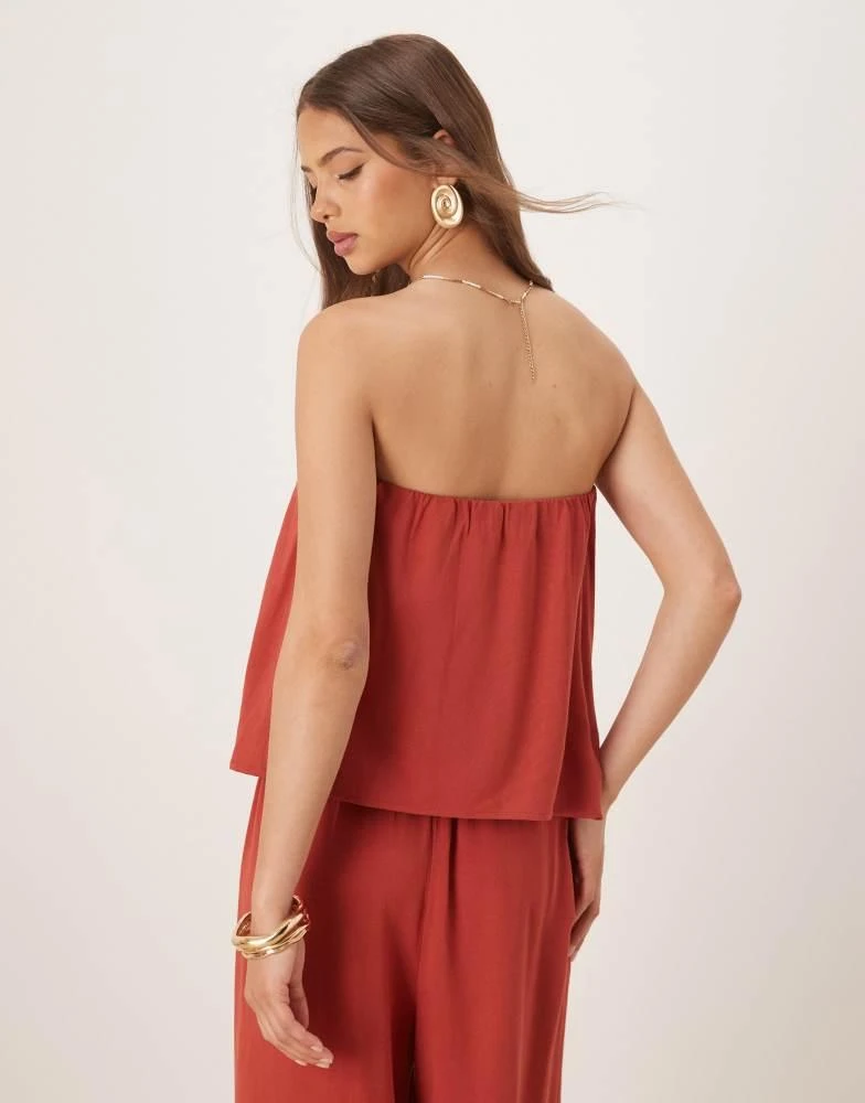 ASOS ASOS DESIGN linen blend trapeze bandeau top in brick red 2