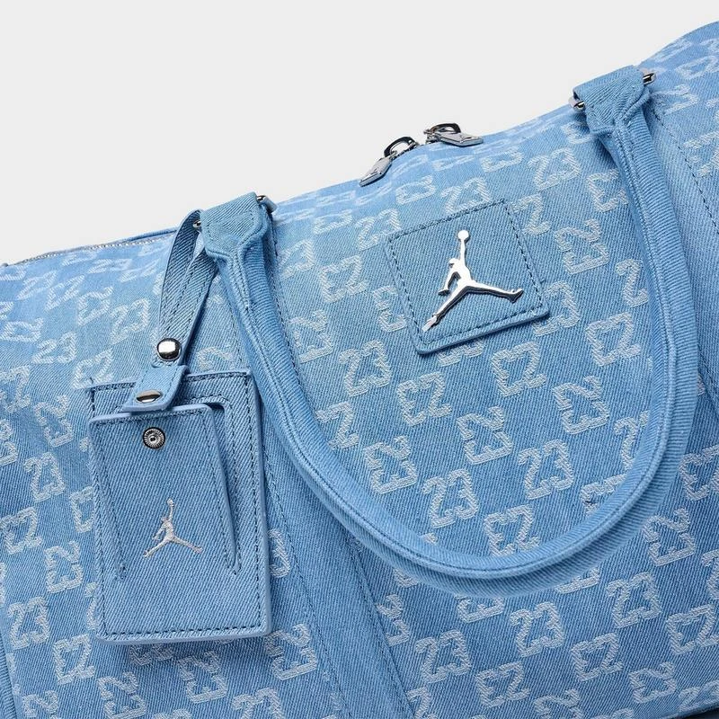 Jordan Jordan Monogram Medium Duffel Bag (25L) 5