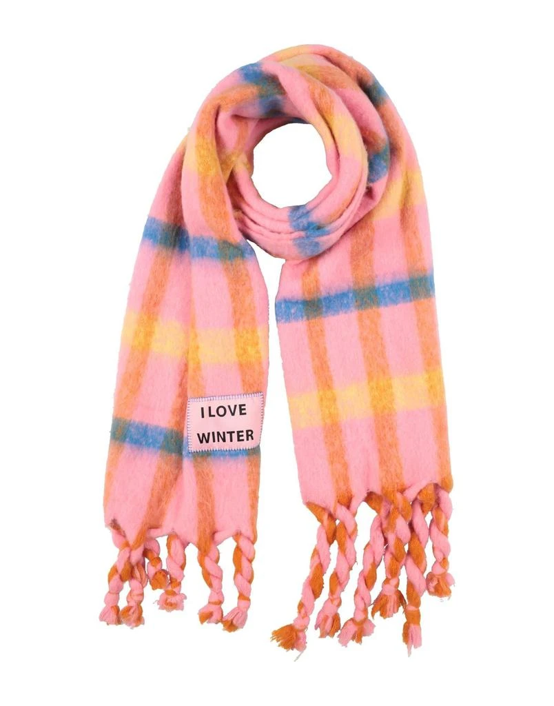 VERB TO DO Scarves and foulards 1