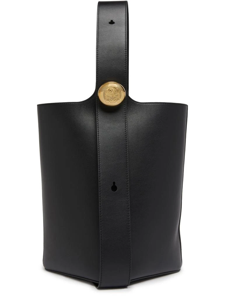 Loewe Pebble bucket bag 3