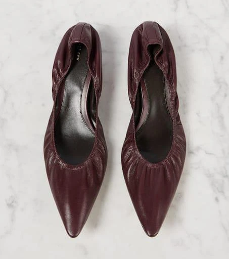 The Row Liisa leather pumps 5