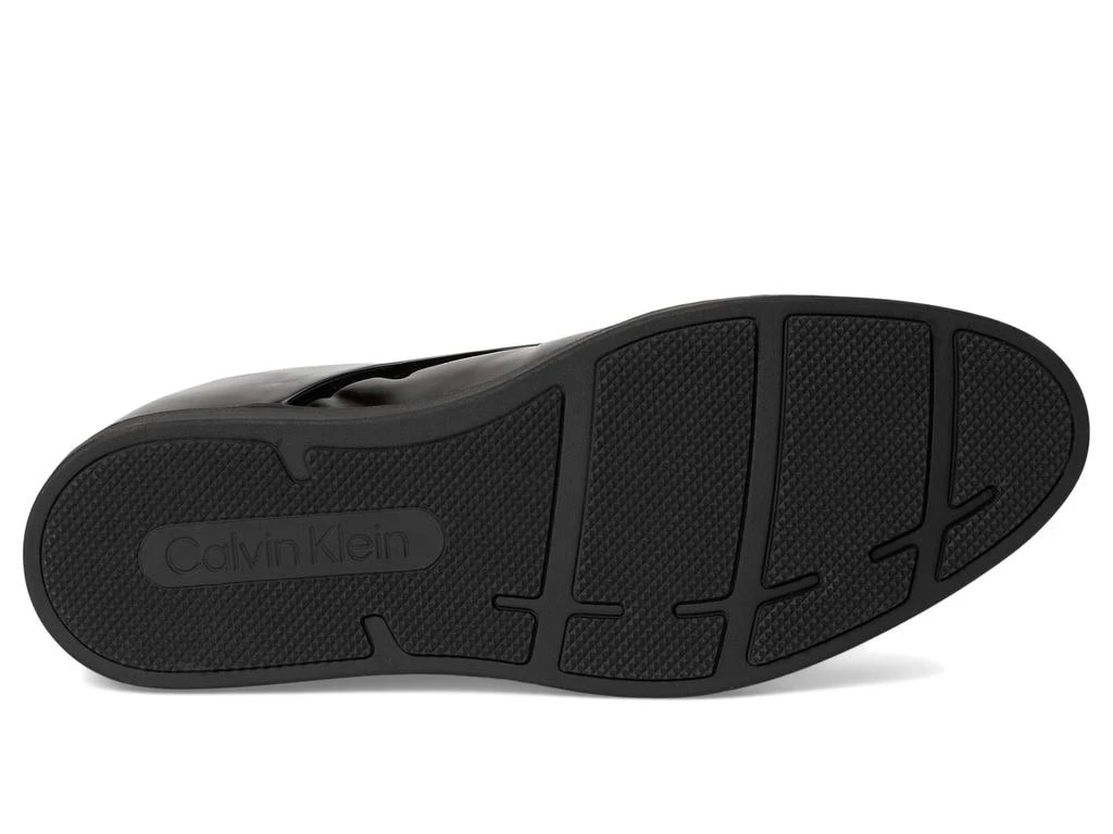 Calvin Klein Fasa 3