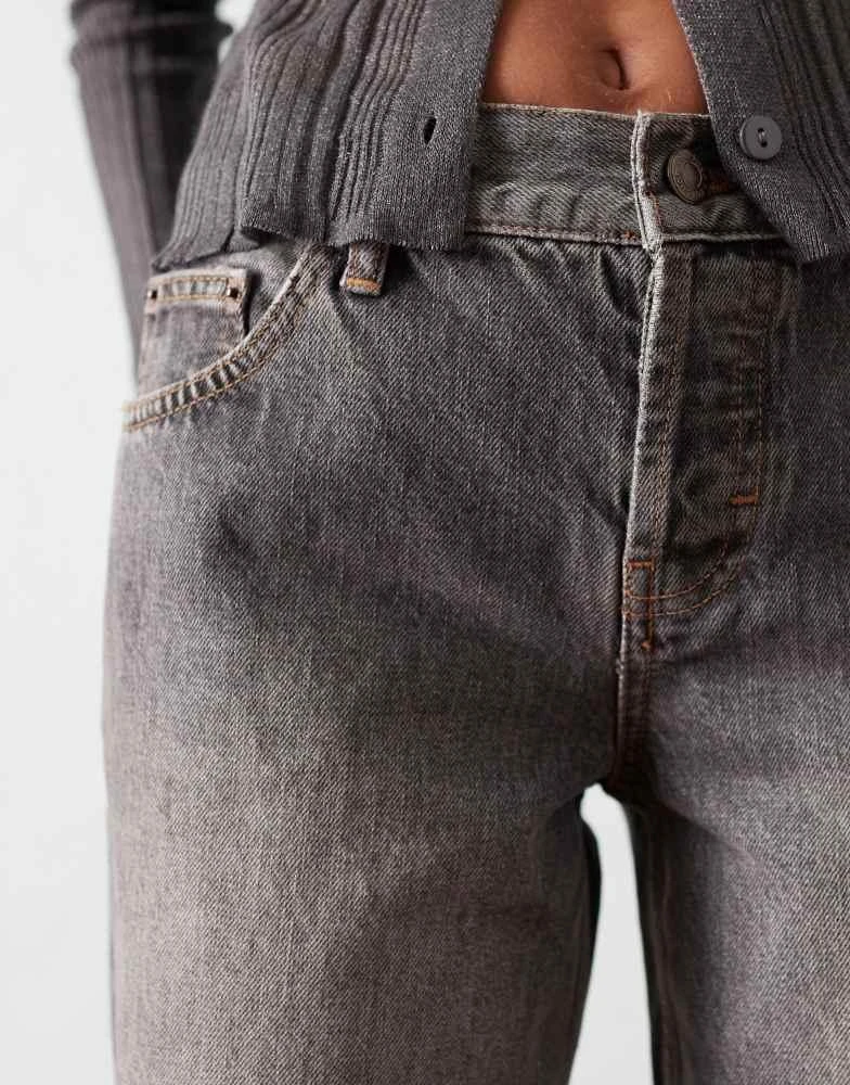 Topshop Topshop Ember low rise wide leg jean in vintage grey 5