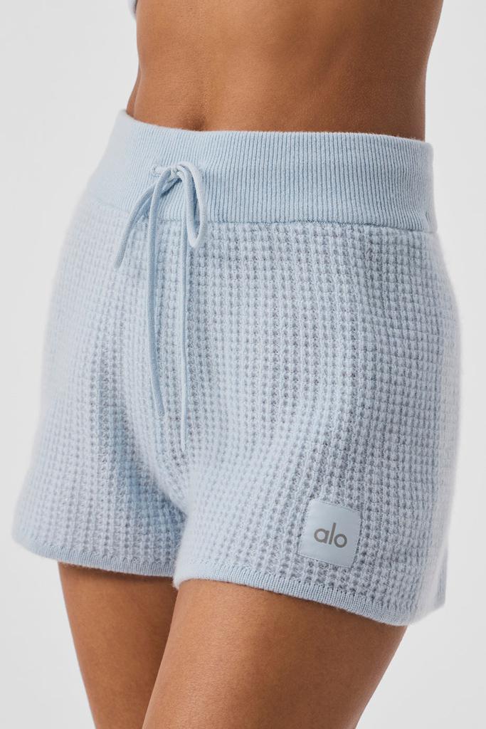 Alo Cashmere High-Waist Plush Waffle Short - Crystal Blue