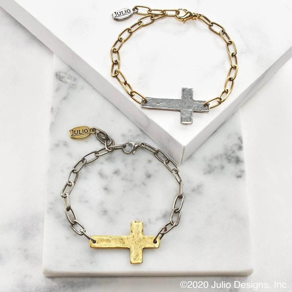 Poshture Finds Poshture Finds - Women
s Julio Designs Cross Chain Bracelet 2