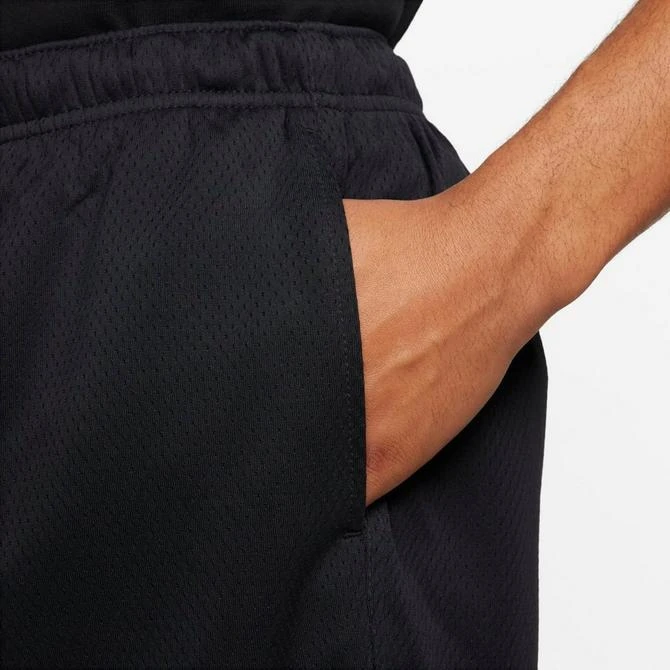 NIKE Men's Nike Club Mesh Flow Shorts 4