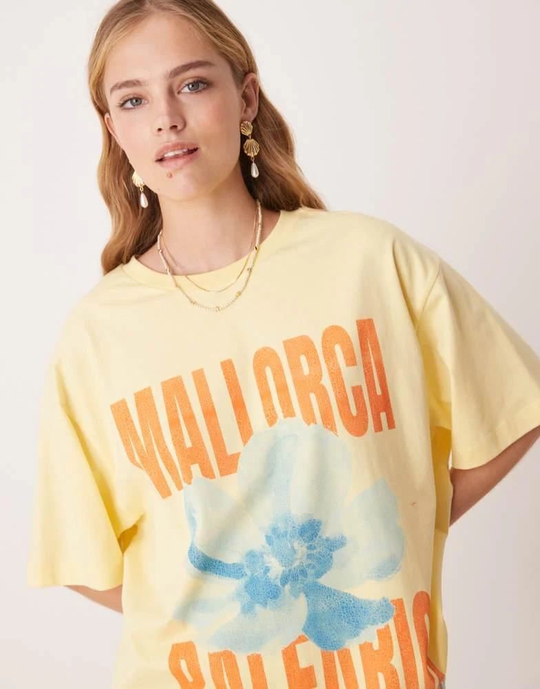 ASOS ASOS DESIGN oversized t-shirt with Mallorca graphic in yellow 2