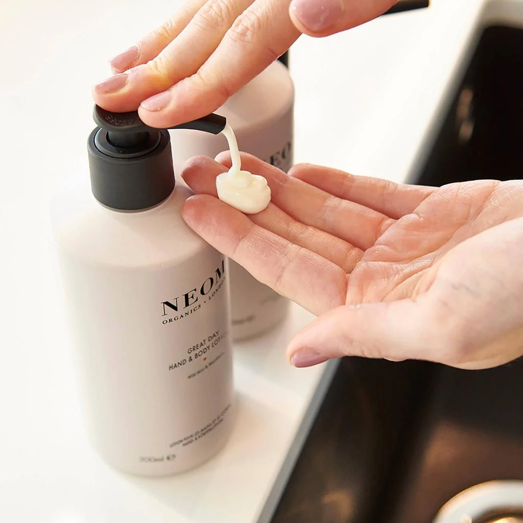 NEOM NEOM Great Day Hand and Body Lotion 10 fl. oz 5