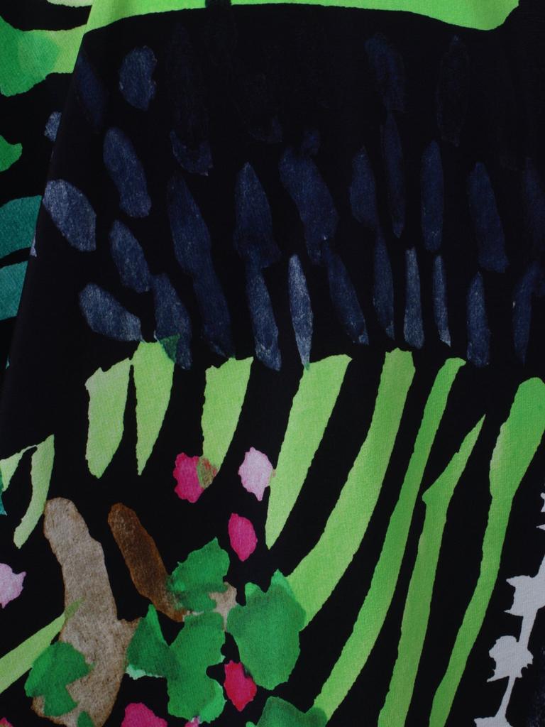 Daniela Gregis Daniela Gregis Abstract Pattern Top