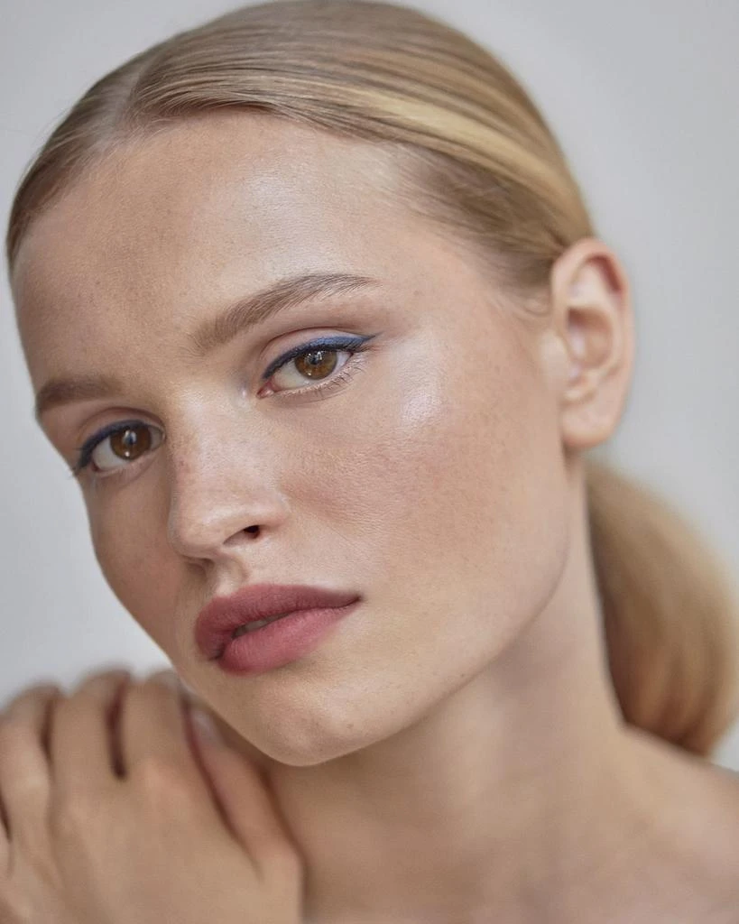 Victoria Beckham Bitten Lip Tint 4