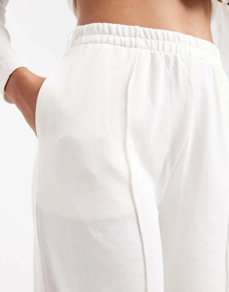 Brave Soul Brave Soul cotton rich straight leg jogger in cream 4