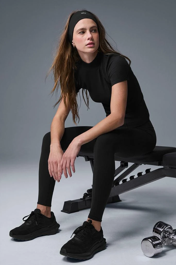 Alo Ribbed Mesmerize Short Sleeve - Black 4