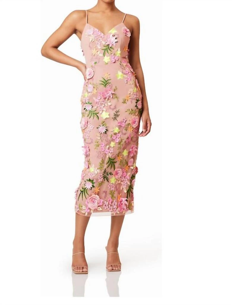 Elliatt - Emelia Floral Appliqu Pleated Georgette Halter Maxi Dress  On  Sale Now with Up to 59% Off | Discover Exclusive Deals & Savings at  BeyondStyle  Authentic Elliatt women >