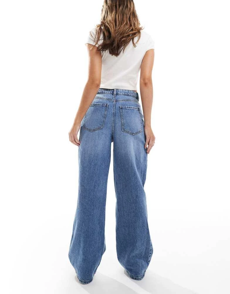 New Look New Look Adalae wide leg jean with rips in mid blue 2