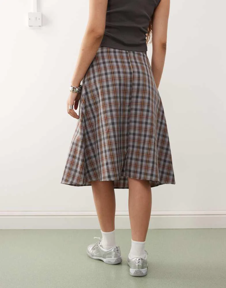 COLLUSION COLLUSION spliced midi skirt in check 3