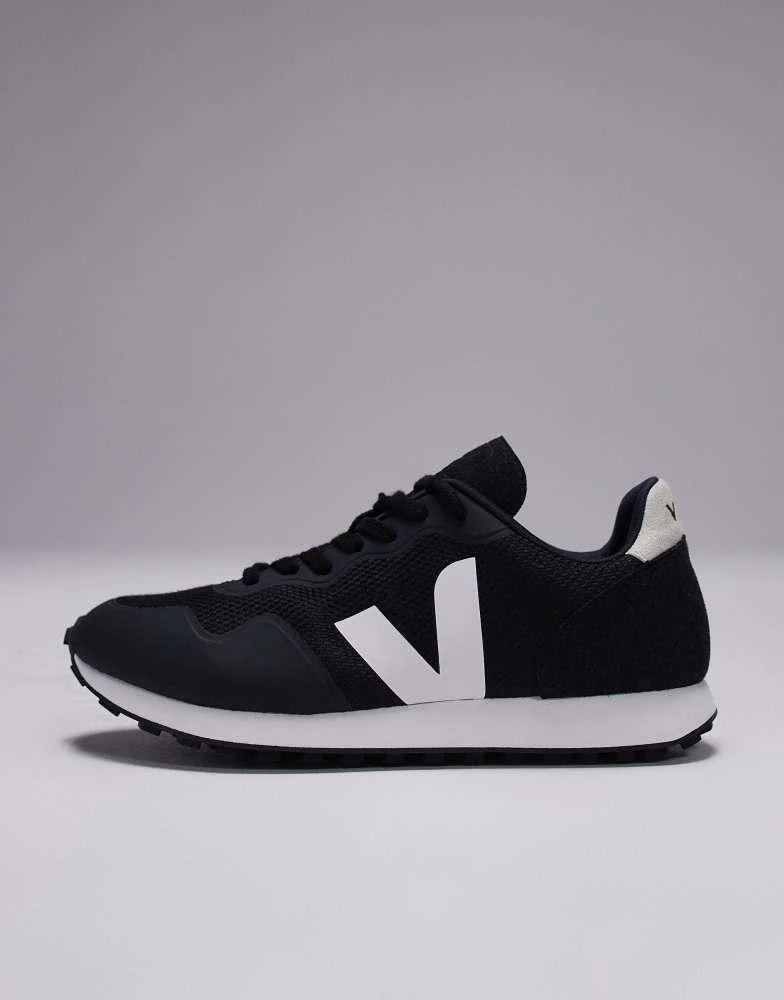 Veja VEJA SDU trainer in black white b mesh 2