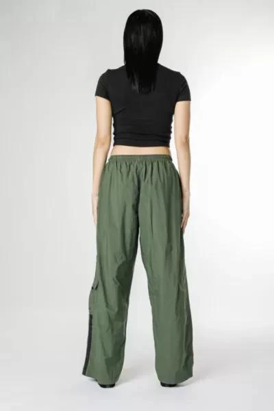 NIKE Vintage Nike Windbreaker Pants 202 3