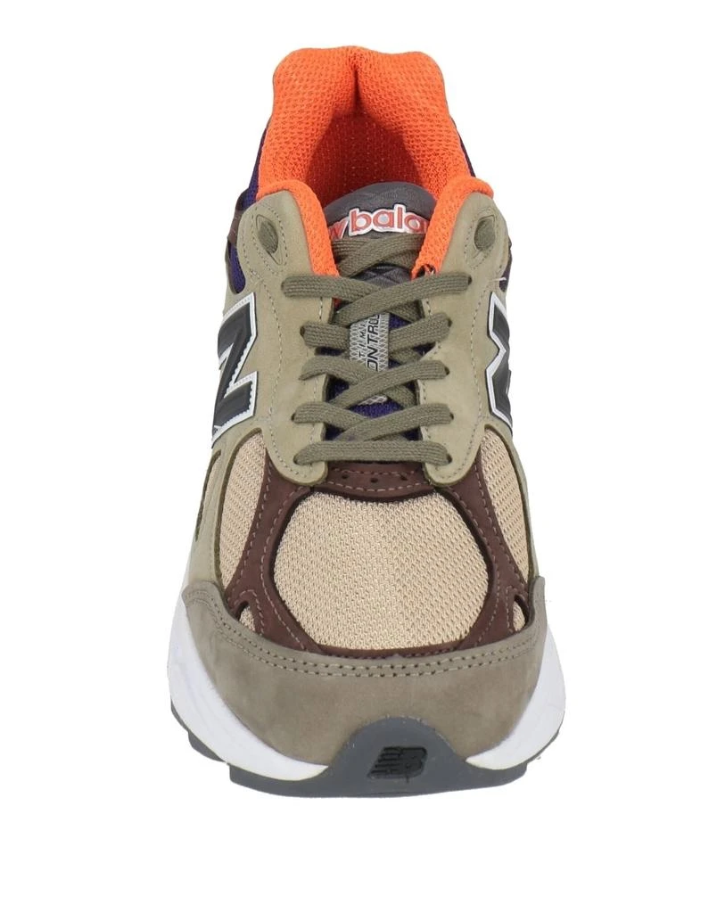 New Balance Sneakers 4