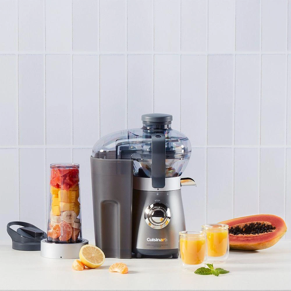 Cuisinart Blender and Juicer 6