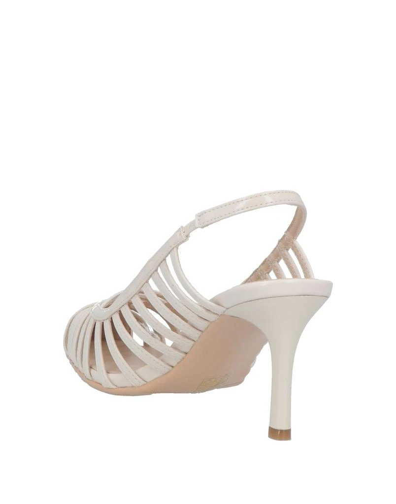 Laura Biagiotti Pump 3