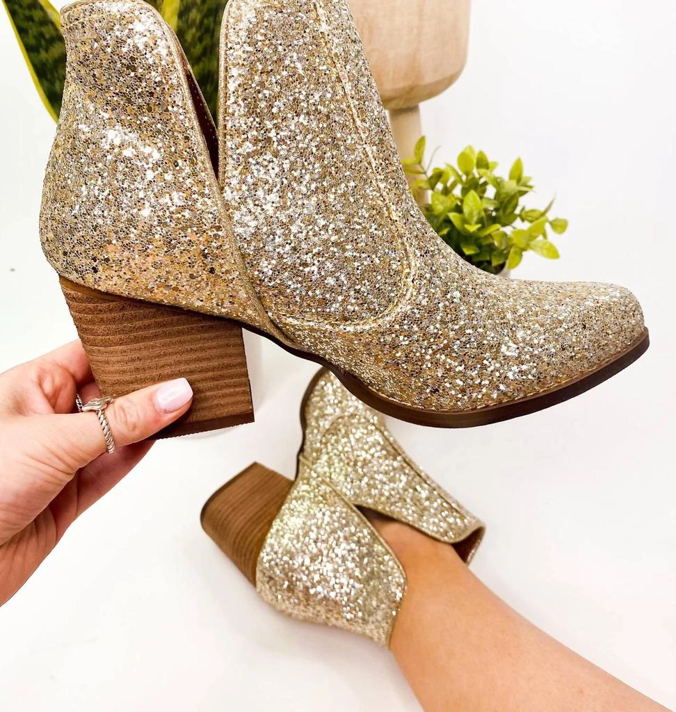 Not Rated Women's Fiera Booties 5