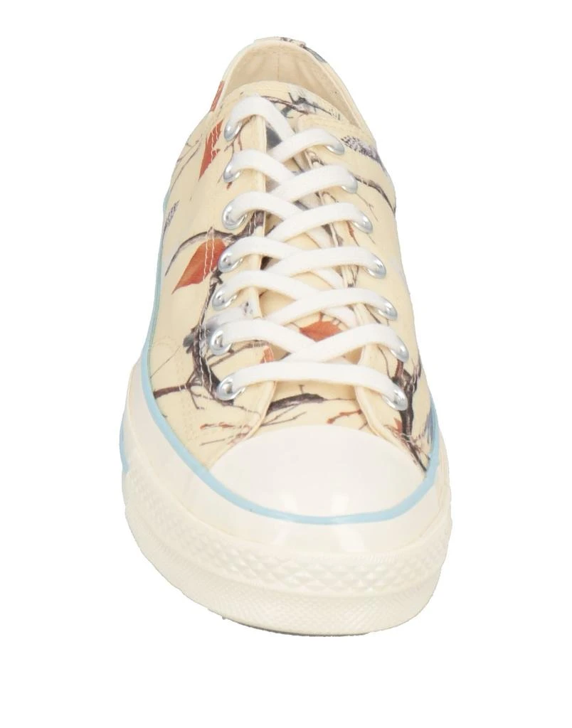 Converse Sneakers 4