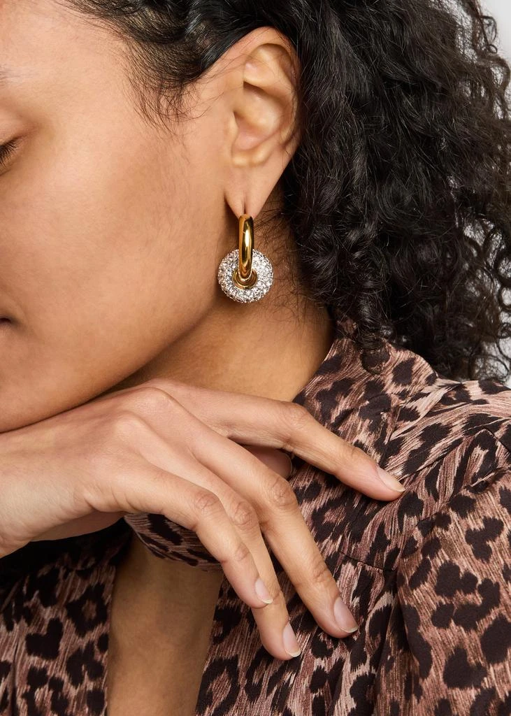 Timeless Pearly Mismatched 24kt gold-plated hoop earrings 3
