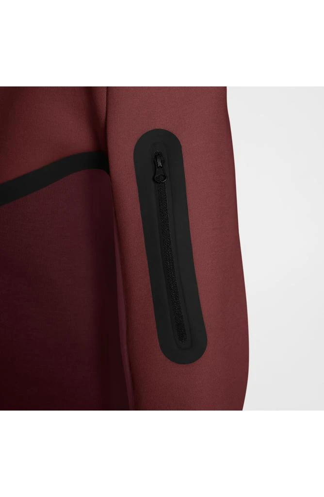 NIKE Kids
Sportswear Tech Fleece Full Zip Jacket 7