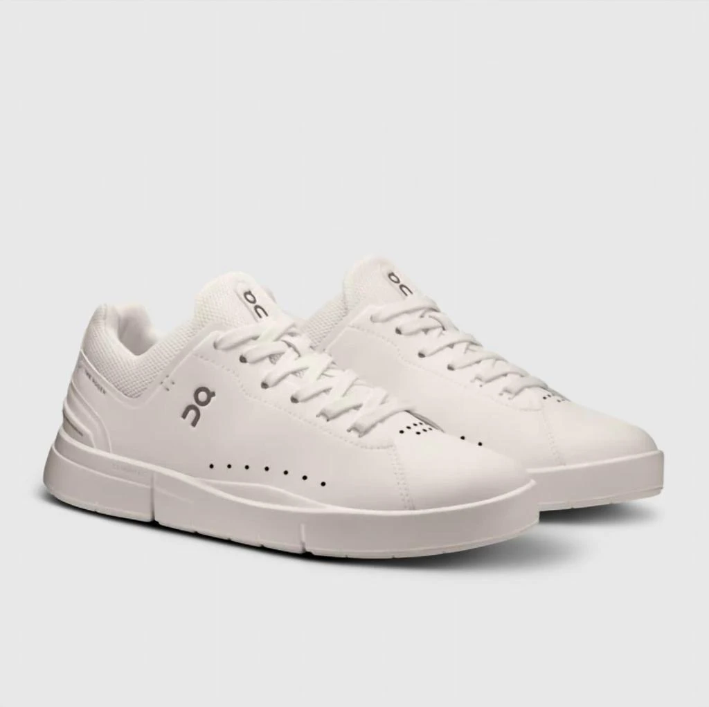 ON RUNNING On Running - Women’s Roger Advantage Sneakers