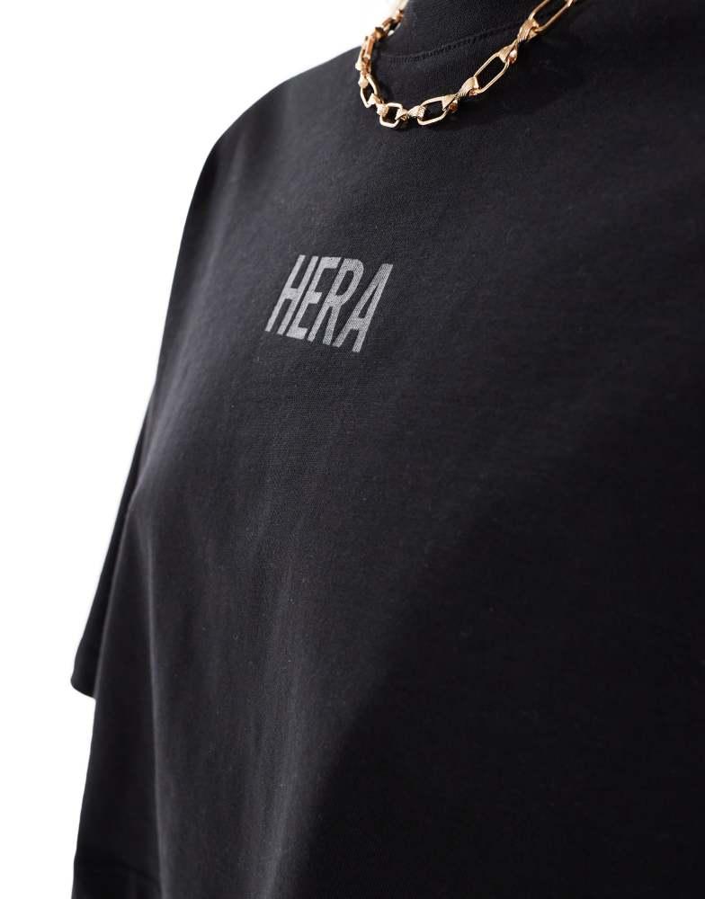 HERA Hera icon cropped t-shirt in black