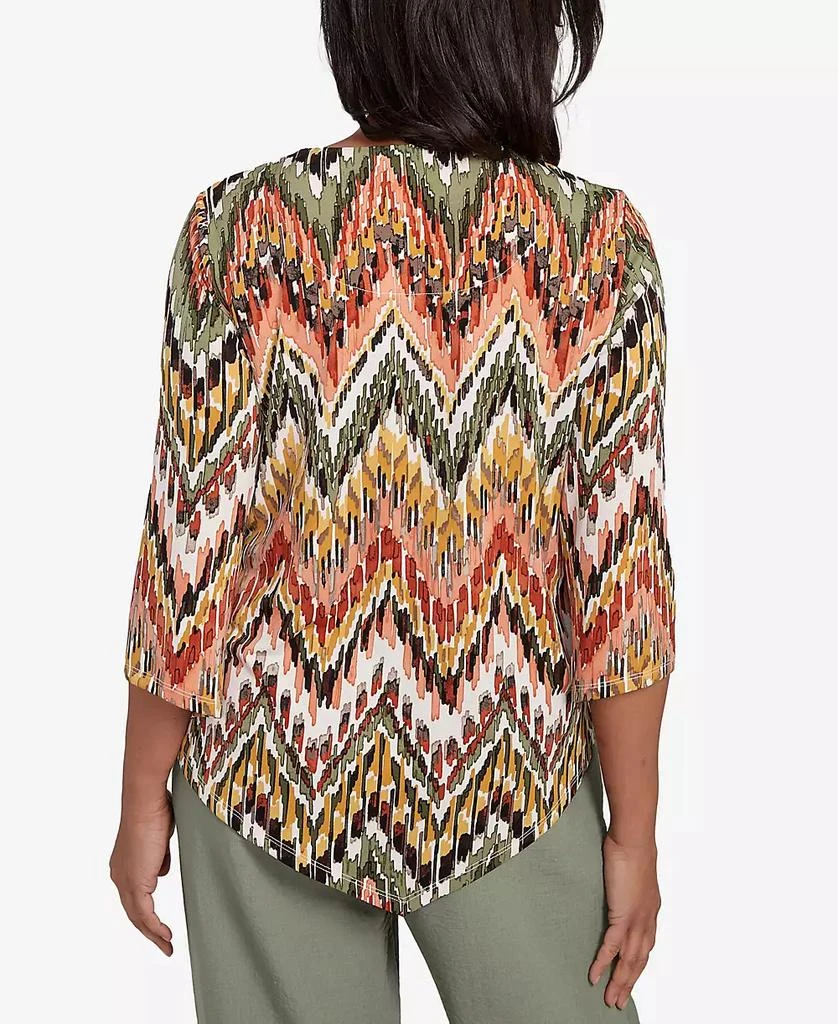 Alfred Dunner Women's Copper Canyon Ikat Chevron Top with Necklace 2