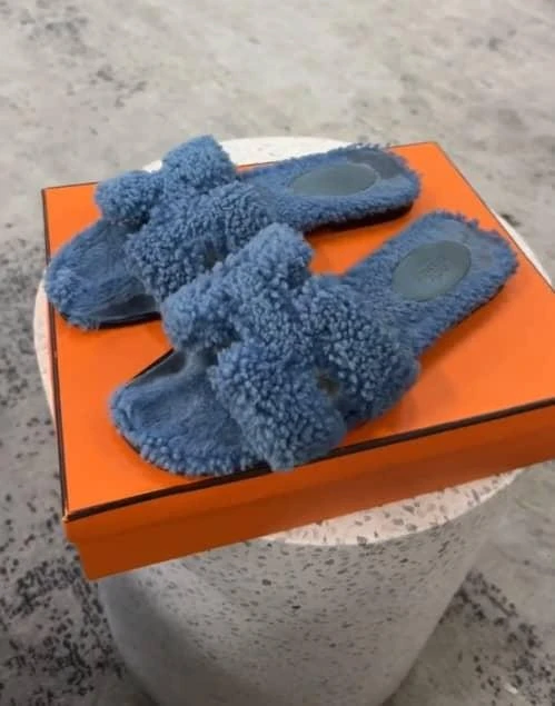 Hermes Hermes Blue Shearling Fur Oran Flat Slides Size 37 2