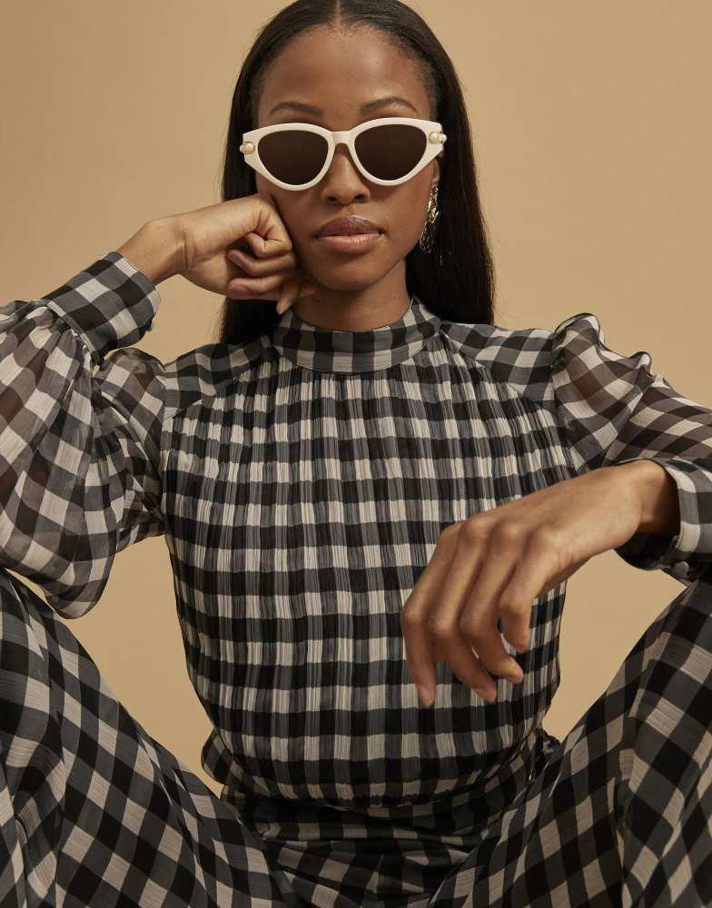 River Island River Island Gingham long sleeve crop top in black 1