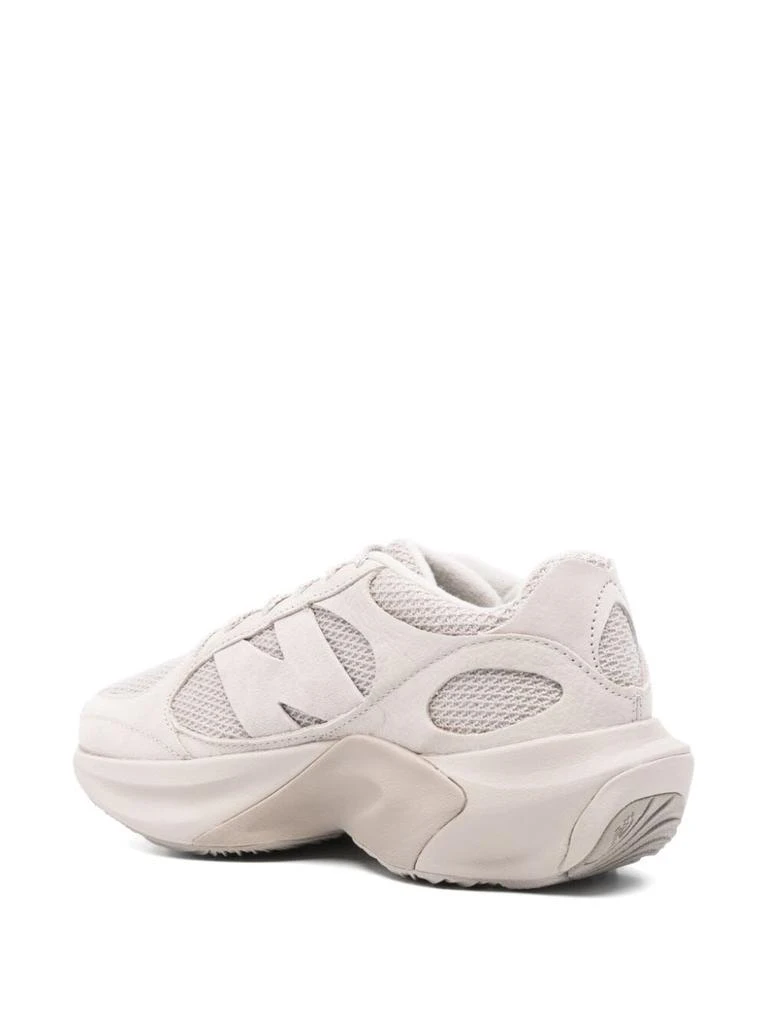 New Balance Sneakers 4