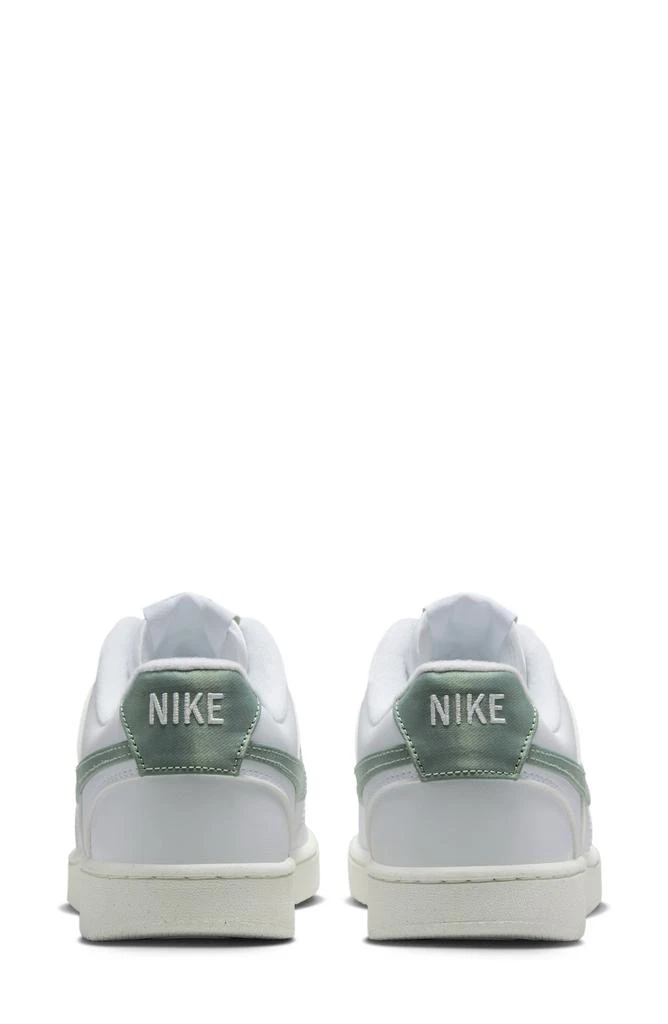 NIKE Court Vision Low Sneaker 2